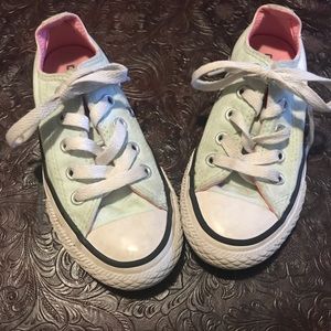 All star converse girls